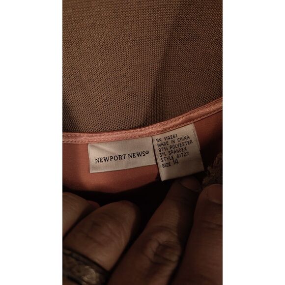 Newport News 2pc Set Large Brown Long Sleeve Sweater And Pink Cami Size 14 - Picture 4 of 10